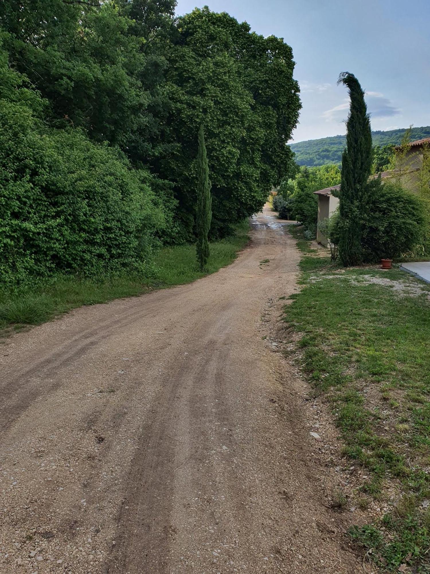 Hanna En Luberon - Le Boisset Saint-Martin-de-Castillon Exterior foto